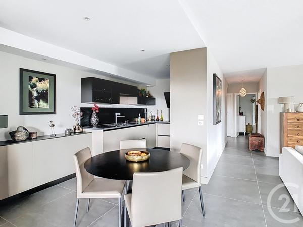 Appartement F4 à vendre  4 pièces - 117,70 m2 LATTES - 34