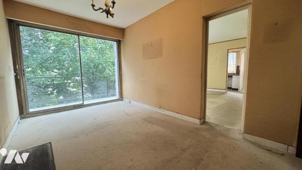 92100 BOULOGNE NORD - APPARTEMENT 2 PIECES -  DERNIER ETAGE - BALCON -PARKING -A RENOVER