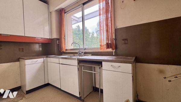 92100 BOULOGNE NORD - APPARTEMENT 2 PIECES -  DERNIER ETAGE - BALCON -PARKING -A RENOVER