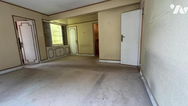 92100 BOULOGNE NORD - APPARTEMENT 2 PIECES -  DERNIER ETAGE - BALCON -PARKING -A RENOVER