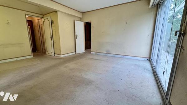 92100 BOULOGNE NORD - APPARTEMENT 2 PIECES -  DERNIER ETAGE - BALCON -PARKING -A RENOVER