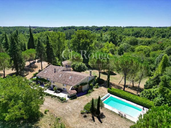 À proximité de Duras – Exceptionnelle propriété privée avec 7 chambres et un gîte dans la campagne girondine