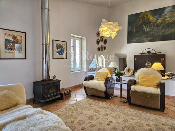 À proximité de Duras – Exceptionnelle propriété privée avec 7 chambres et un gîte dans la campagne girondine