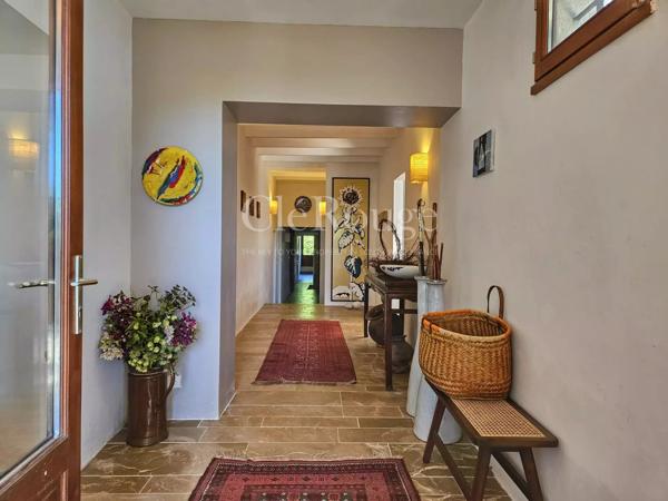 À proximité de Duras – Exceptionnelle propriété privée avec 7 chambres et un gîte dans la campagne girondine