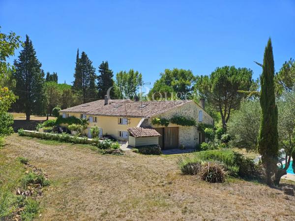 À proximité de Duras – Exceptionnelle propriété privée avec 7 chambres et un gîte dans la campagne girondine