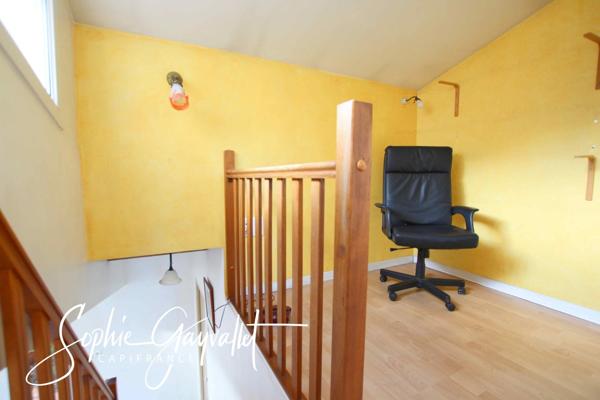VENTABREN – 180 M², GRAND TERRAIN ET PISCINE À UN PRIX ATTRACTIF POUR LA COMMUNE