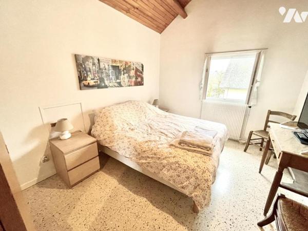 GRANDE MAISON FAMILIALE DE 164 M² - LA ROUEYRE DES BESSONS