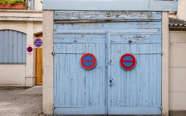 Parking
        
        - 14 m² Exclusivité 25 000 € *