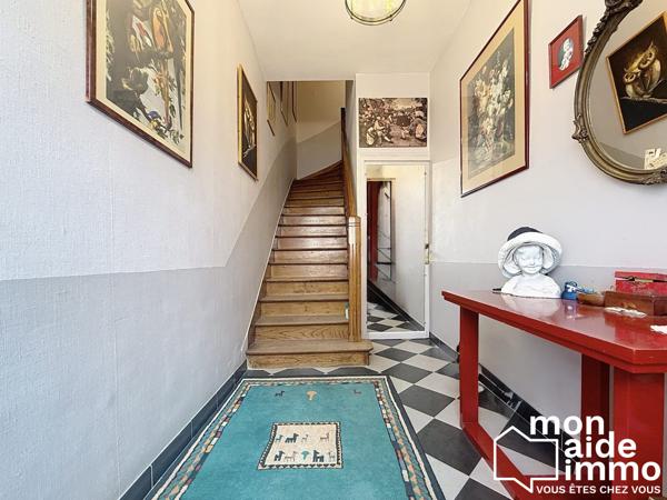 Vaste maison de style 1930