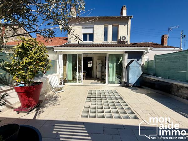 Vaste maison de style 1930
