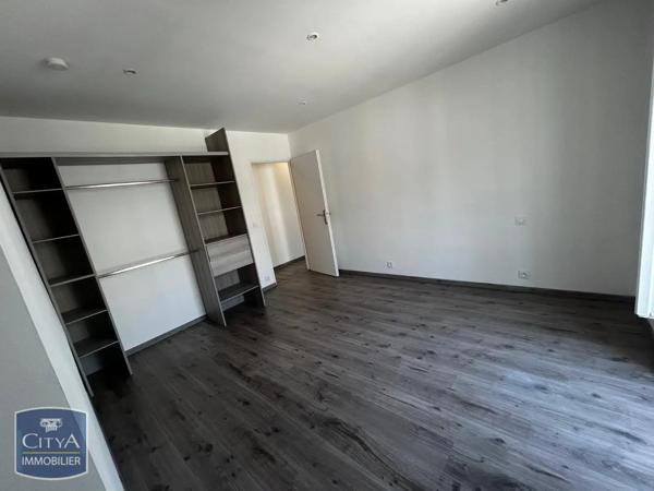 Appartement à louer 3 pièces 76.22m² Pau (64000)