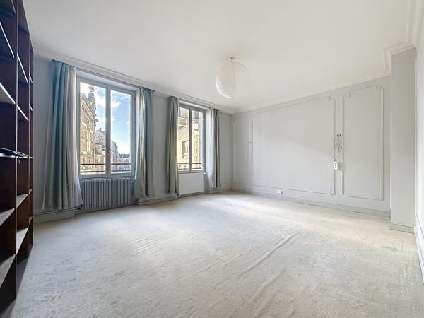 Appartement de 5 pièces, 102 m² à Reims
