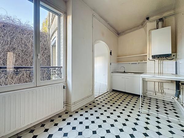 Appartement de 5 pièces, 102 m² à Reims