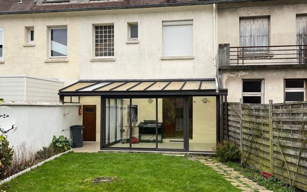 Maison à vendre    5 pièces •  Eu