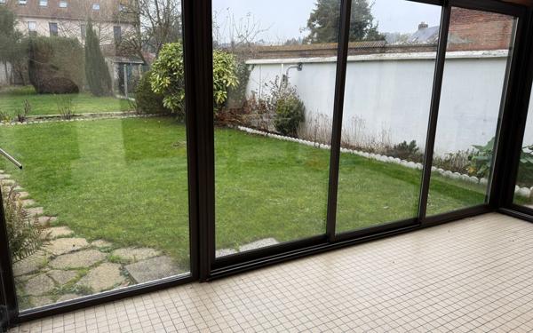 Maison à vendre    5 pièces •  Eu