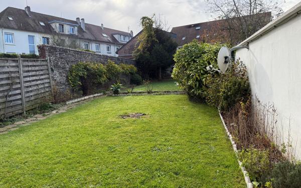 Maison à vendre    5 pièces •  Eu