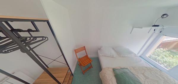 APPARTEMENT T2 A LOUER - LYON 9EME ARRONDISSEMENT Mairie 22.42 m 2 578 € charges comprises par mois