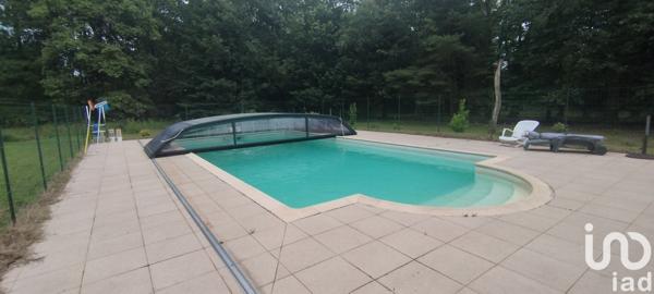 Maison 6 pièces de 177 m² à Pruniers-en-Sologne (41200)