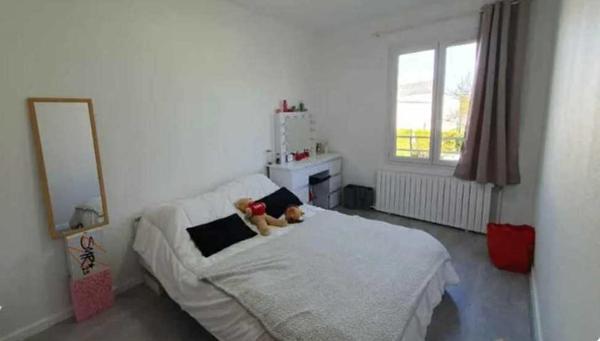 Maison
         5 pièces
        - 84 m² 225 000 € *
