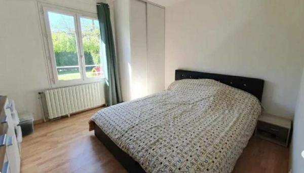 Maison
         5 pièces
        - 84 m² 225 000 € *