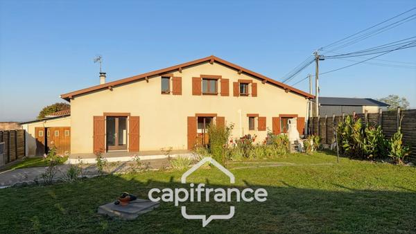 Maison familiale 4 chambres au cœur du village de Habas