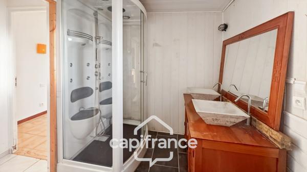 Maison familiale 4 chambres au cœur du village de Habas