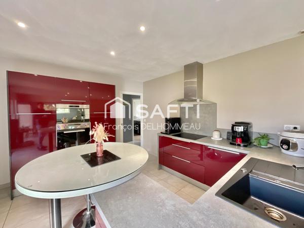 Propriété de 137m2 dans un hameau avec 1 hectare de terrain proche de la Roche sur Yon