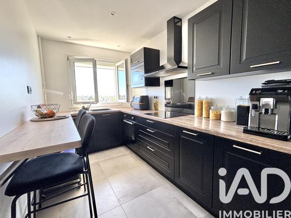 Appartement à vendre 4 pièces 77 m² Fleury-les-Aubrais