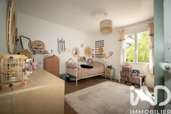 Maison à vendre 6 pièces 185 m² Sanary-sur-Mer