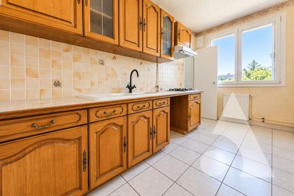 Appartement 4 pièces 75.08 m2