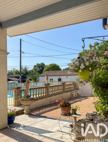 Maison à vendre 7 pièces 188 m² Semussac