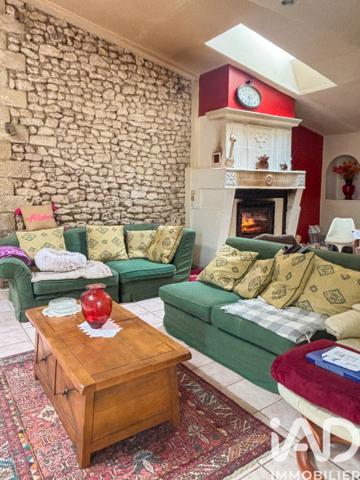 Maison à vendre 7 pièces 188 m² Semussac