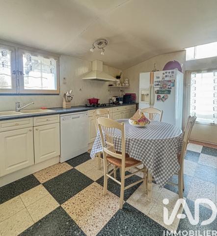 Maison à vendre 7 pièces 188 m² Semussac