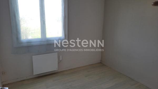 Maison familiale avec 3 chambres ; quartier calme à Saint Porchaire