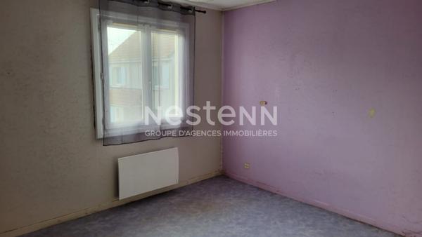 Maison familiale avec 3 chambres ; quartier calme à Saint Porchaire