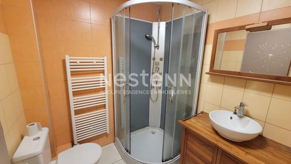 Maison familiale avec 3 chambres ; quartier calme à Saint Porchaire