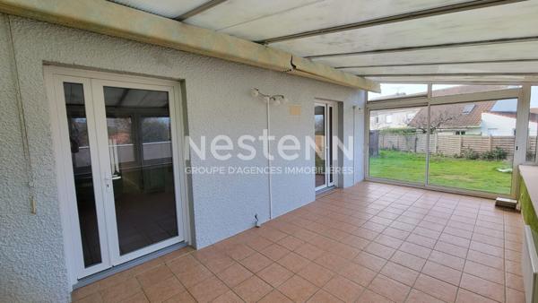 Maison familiale avec 3 chambres ; quartier calme à Saint Porchaire