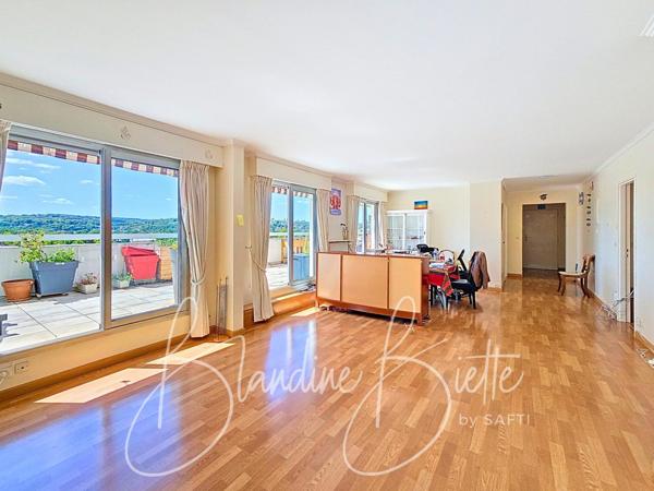 ROOFTOP 4 chambres 12 mn du RER