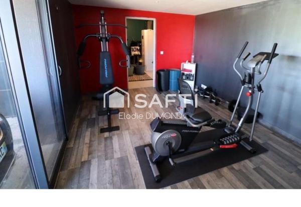 Très belle villa de 208 m2 habitable avec terrain attenant de 1255 m2
