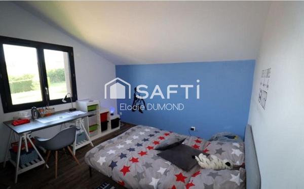 Très belle villa de 208 m2 habitable avec terrain attenant de 1255 m2