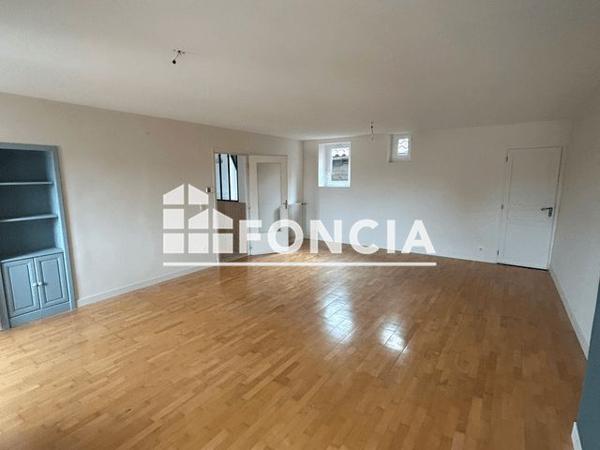 Location Appartement 4 pièces 94 m² - Agen 47000