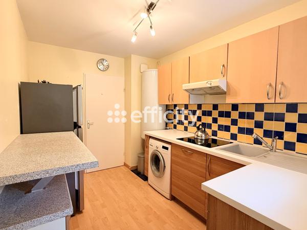 Appartement
         3 pièces
        - 64 m² 190 000 € *