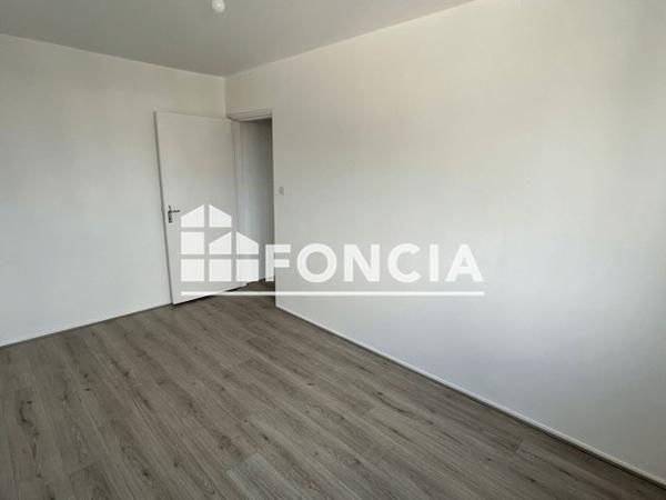 Location Appartement 2 pièces 44.55 m² - 43 RUE DE SAURUPT Nancy 54000