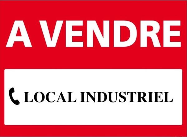 Local/bureau à vendre MOUANS SARTOUX (06)
