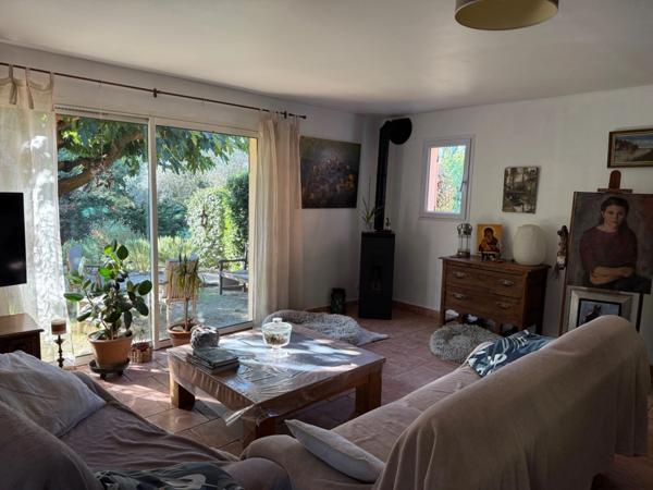 Villa de plain-pied 8 pièces 187m² à Cheval Blanc