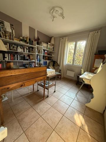 Villa de plain-pied 8 pièces 187m² à Cheval Blanc