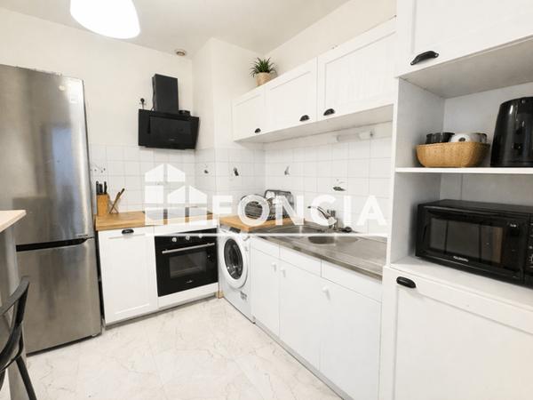 Location Appartement 3 pièces 57.28 m² - 10-10BIS PLACE DES EMMUREES Rouen 76100