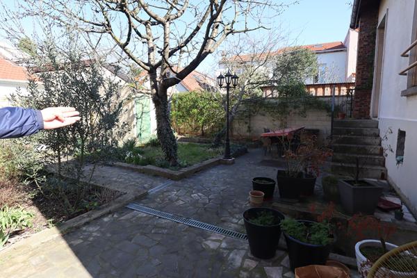 Maison Romainville 7 pièce(s) 205 m2