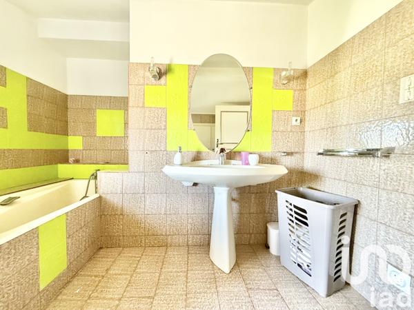 Maison à vendre 8 pièces 205 m² Bram