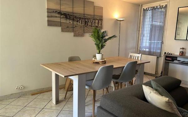 Appartement à vendre    3 pièces • 73,30 m2 Roissy-en-Brie